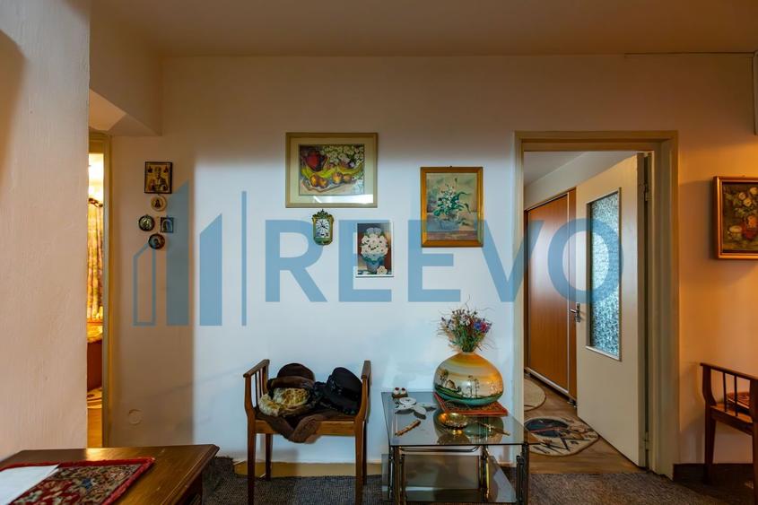 Apartament 4 camere, et. 1, str. 9 Mai, Bacău - 18