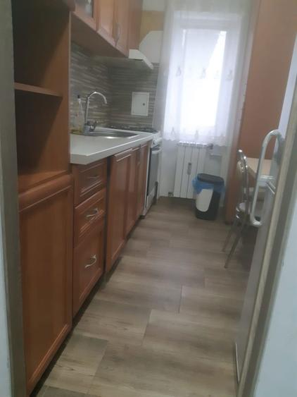 Inchiriez apartament 2 camere - 5