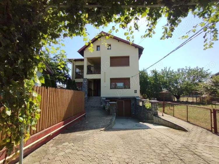 CASA SI TEREN-posibilitate de extindere pana la 2500 mp Str Valeni Ploiesti - 2