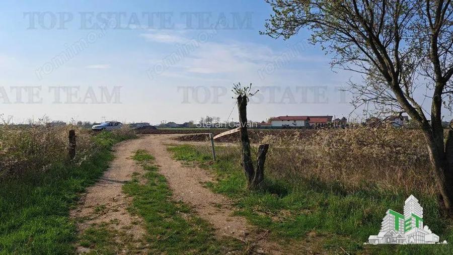 Teren 1171mp la intrare in Palanca langa Raul Sabar