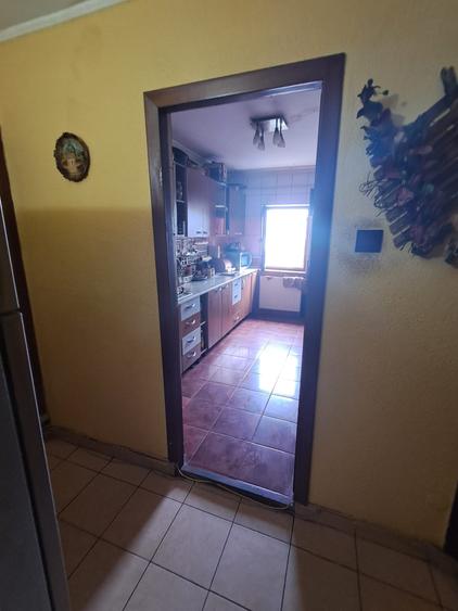 Apartament 4 camere Zona Primarie - Romarta - etaj 4/4 - 87 mp - 11