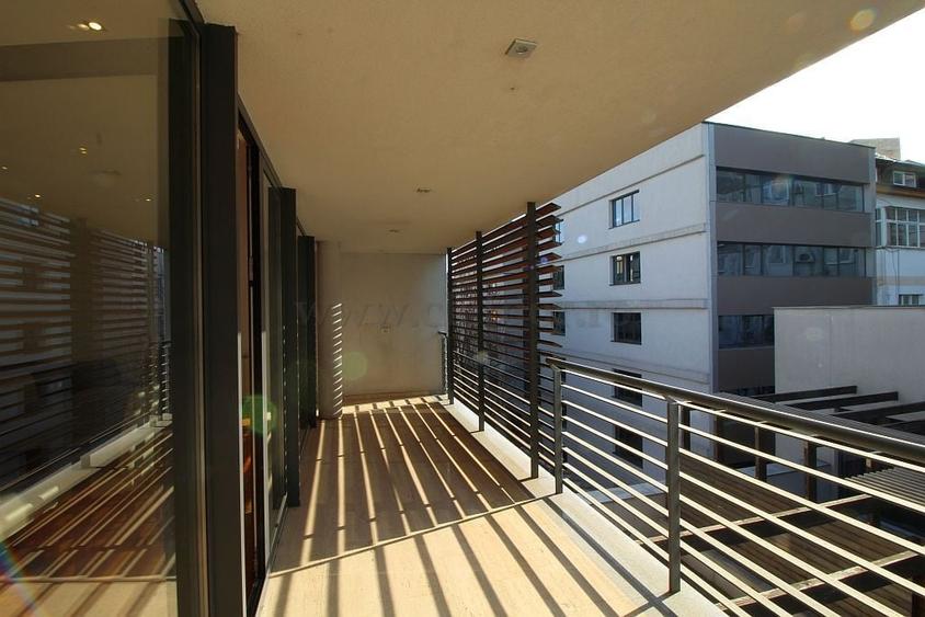 Apartament cu 4 camere decomandat, mobilat în Dorobanți