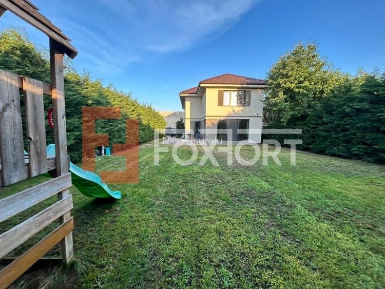 Casa individuala 4 camere, de inchiriat in zona Torontalului la asfalt
