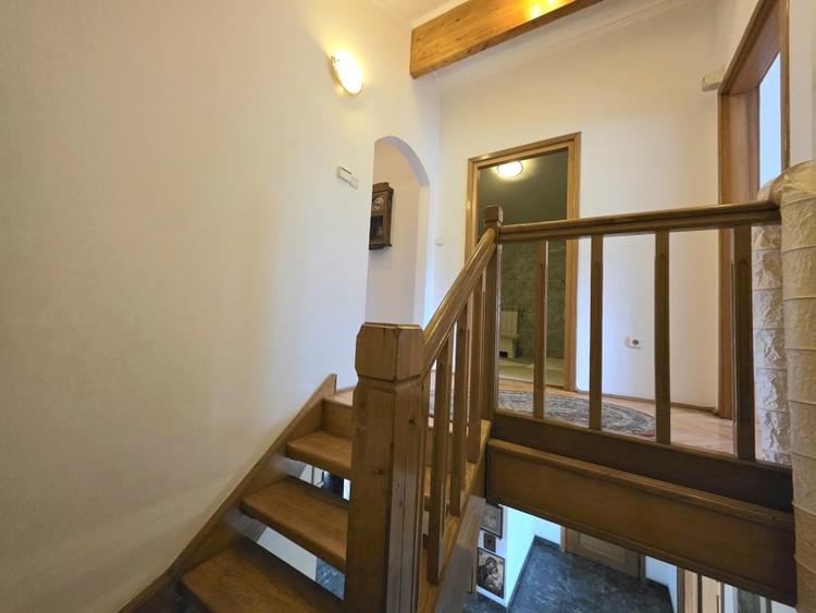 Vila deosebita de vanzare in Otopeni langa ''Ana Aslan'' - arhitectura germana - 46