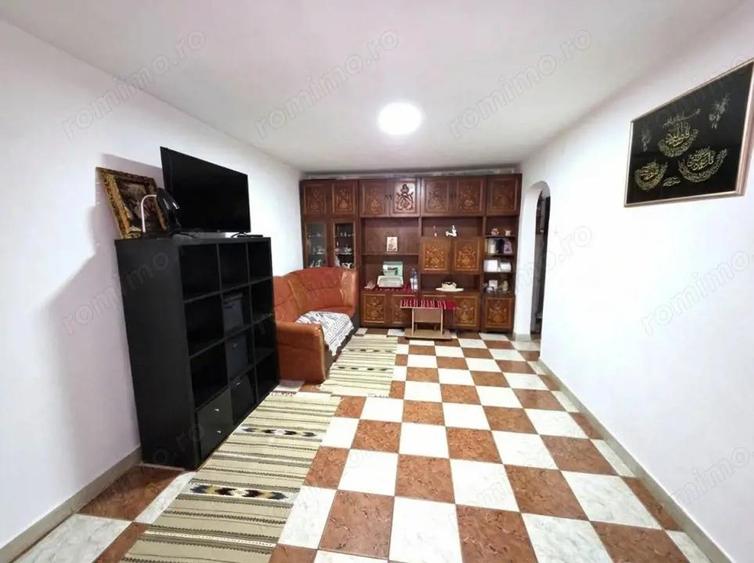 De vanzare 2 camere Lujerului - Ale Cetatuia(centrala proprie) - 2