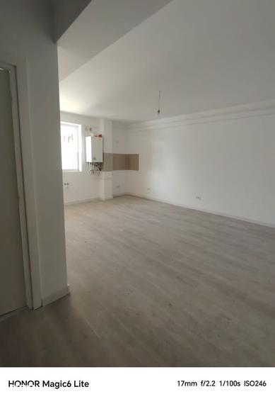 Apartament cu doua camere, Visoianu, statia de autobuz, et 3 - 5