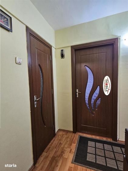 Apartament 3 camere decomandat cu pivnita de vanzare in Vasile Aaron - 6