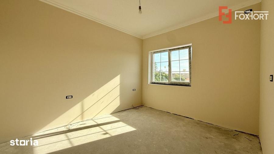 Duplex cu 4 camere de vanzare in localitatea Mosnita Veche - 7