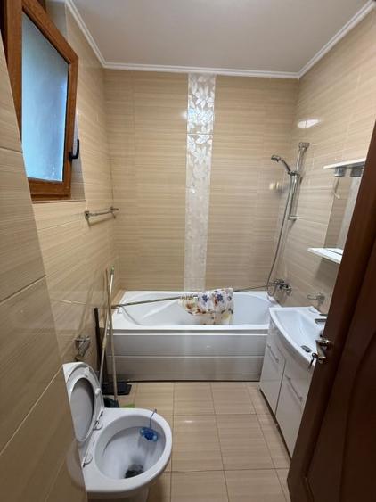 Inchiriere 3 camere zona tomis nord - 11