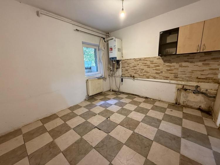 Novaci, Prosper, 13 Septembrie, vanzare 2 camere parter inalt, bloc 1989 - 6