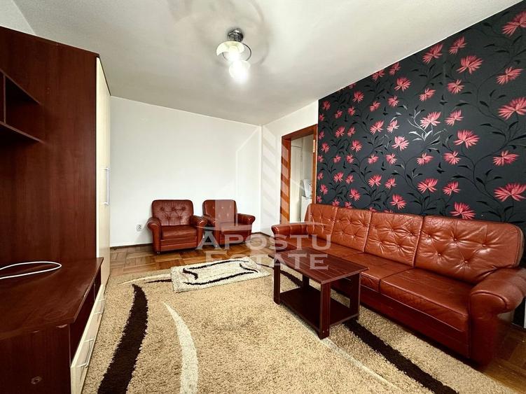 Apartament 2 camere zona Boul Rosu - 1