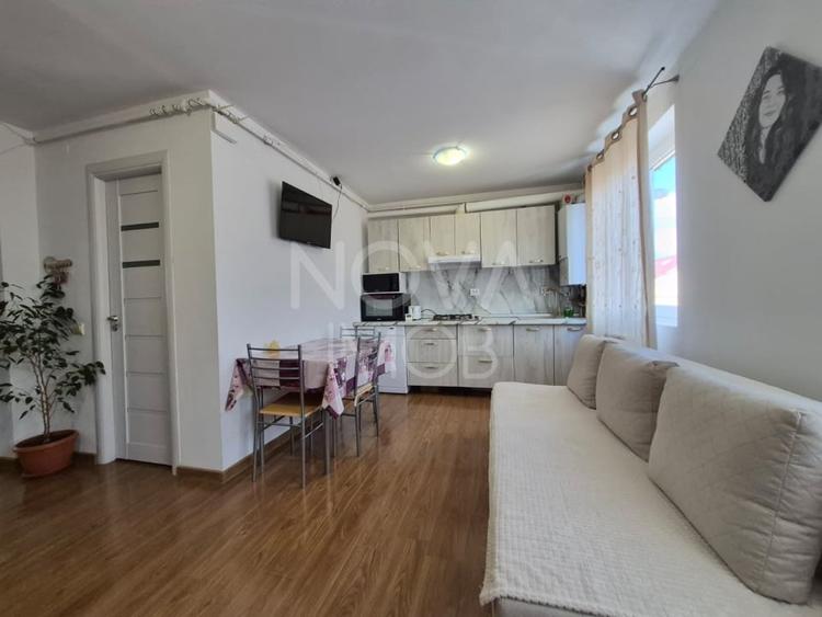 Apartament tip mansarda - Semaforului - 2