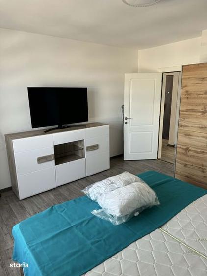 Inchiriez ap. cu 2 camere + loc parcare - 2