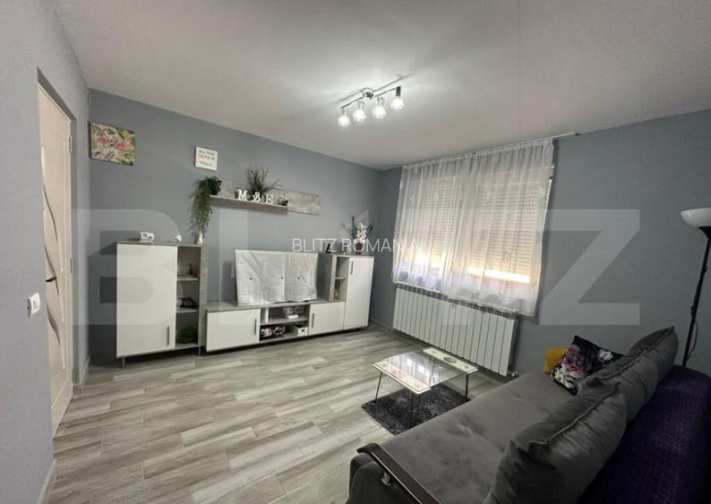 Apartament de vanzare cu 2 camere, etaj intermediar - Cugir Apartament de vanzare cu 2 camere, etaj intermediar - Cugir