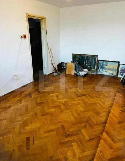 Apartament de vanzare, cu 2 camere, 47 mp, renovabil, zona Liberta?ii - 1