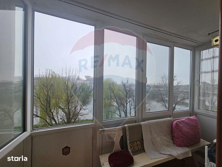 Apartament de vanzare - 4