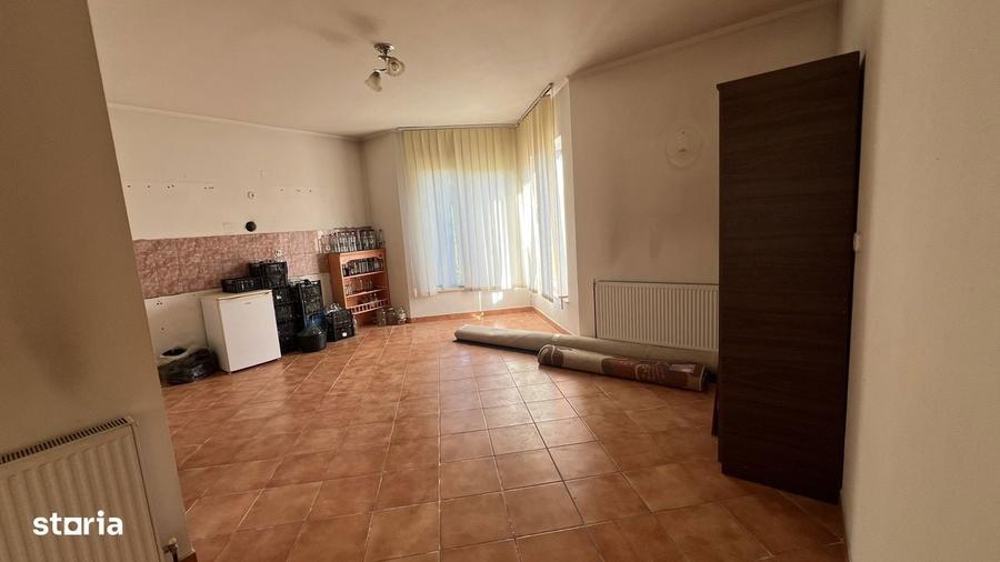 De vanzare casa P+M in localitatea Alesd Bihor - 2