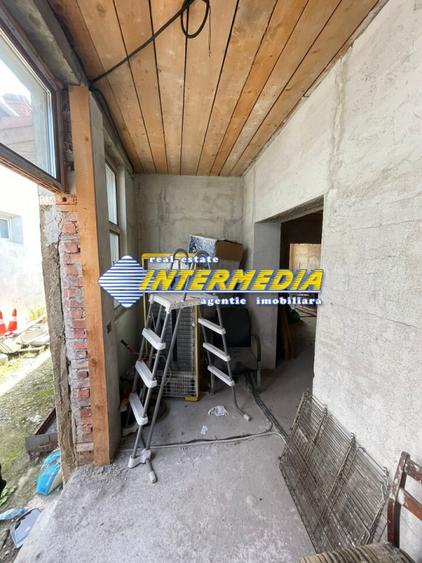 Casa de vanzare Alba Iulia zona Centru cu 5 camere  teren aferent casei 370 mp - 5