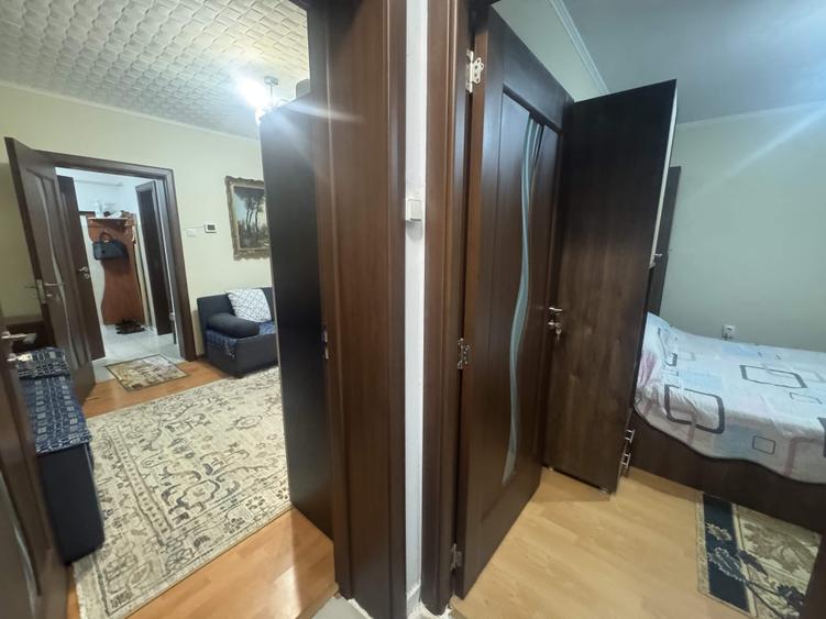 2 cam, 45 mp, bloc caramida, parter, ultracentral - str. Pacii - 15