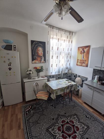 Apartament de vânzare, 2 camere, 60 mp, Piața Mihai Viteazul - 9