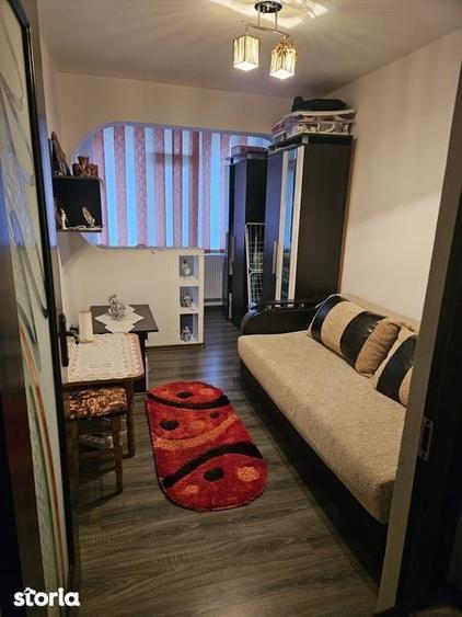 Apartament cu 3 camere de vanzare - 4