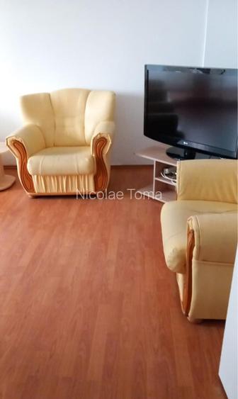 De inchiriat apartament 3 camere - zona centrala Republicii De inchiriat apartament 3 camere - zona centrala Republicii