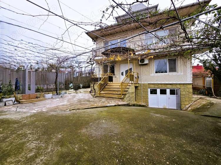 Casa mare -zona Alexandru Cel Bun - 1