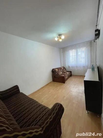 De vanzare garsoniera, etaj 2, zona Kaufland Nou, 21.500 euro - 2