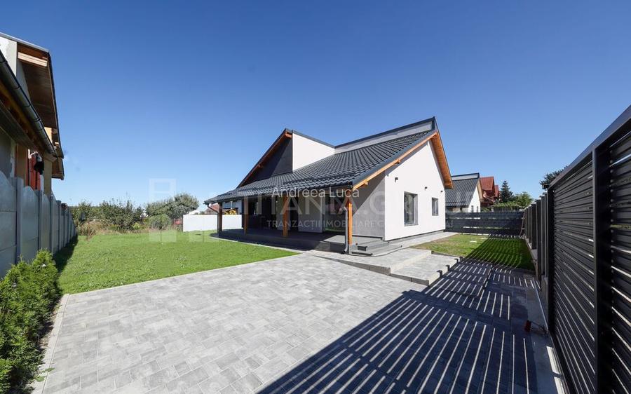 Casa moderna cu 3 camere, toate utilitatile - Harman, Brasov