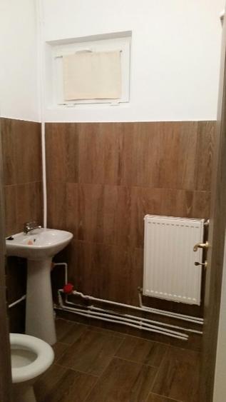 Închiriez apartament/spațiu comercial  - 5