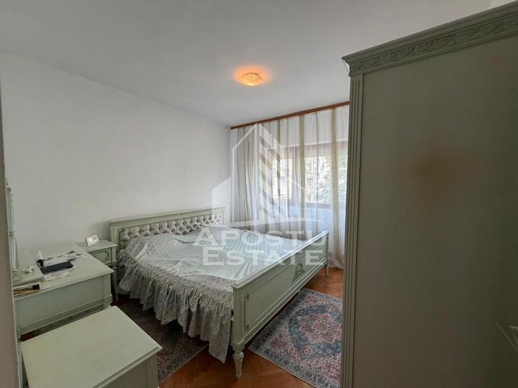 Apartament cu 3 camere, decomandat, zona Soarelui, Timisoara - 4