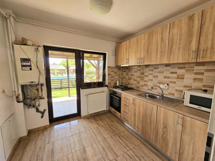 Vila de inchiriat cu 4 camere - comuna Berceni - 8