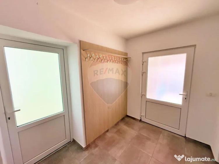 Casa / Vila cu 7 camere de vanzare - 1