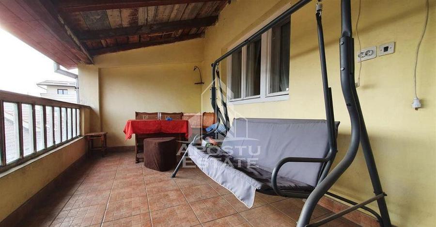 Apartament cu 4 camere Semidecomandat in zona Buziasului - 1