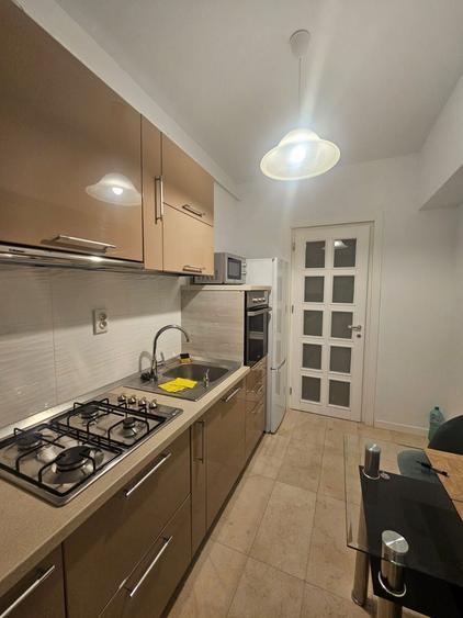 Proprietar Inchiriez apartament 2 camere Royal Town Copou+parcare subt - 1