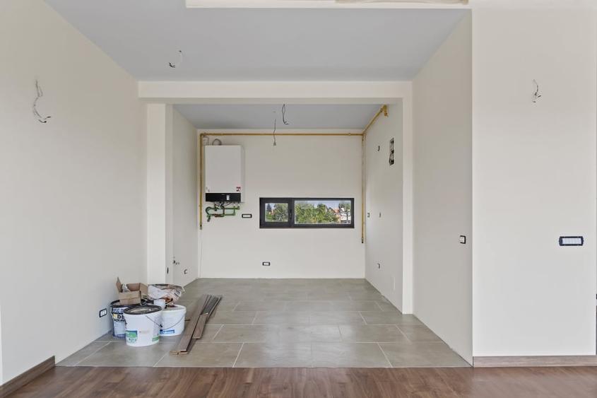 Cladire cu 5 apartamente de vanzare - 6