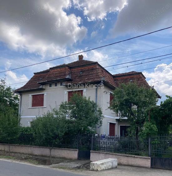 Casa de vanzare in Ta?nad ideala pentru locuit sau investi?ie turistica Casa de vanzare in Ta?nad ideala pentru locuit sau investi?ie turistica