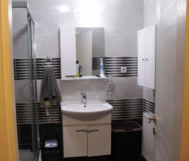 Garsoniera de inchiriat in Otopeni central - 9