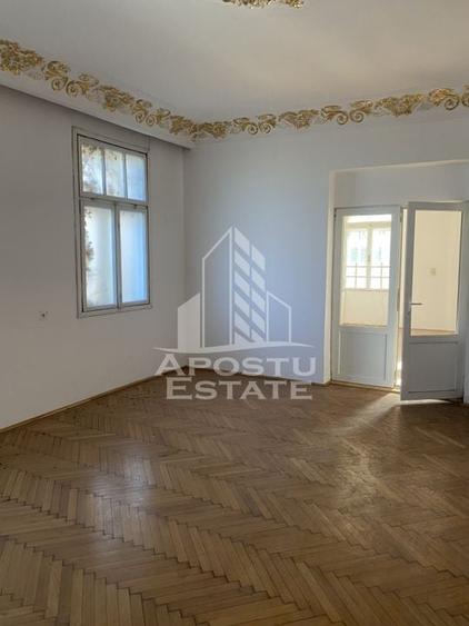 Doua case in aceeași curte - 5