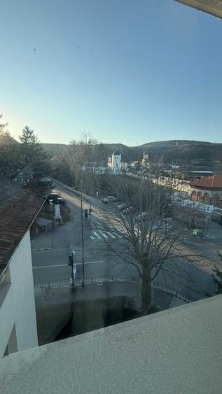 Apartament 2 camere decomandat zona nord Calea lui Traian - 5