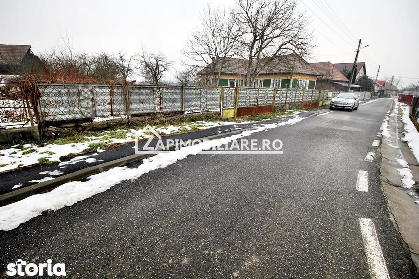Casa 3 camere,1 baie,100 mp, 2.700 mp teren,0% comision - 3