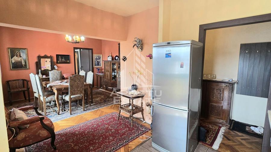 Apartament cu 3 camere, centrala proprie, zona Dacia - 7