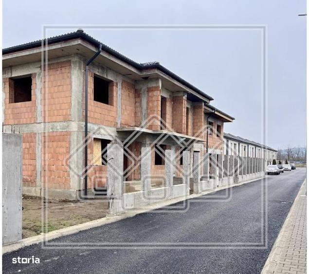 Casa in Selimbar -120 mp utili -150 mp curte - exterior la cheie - 1