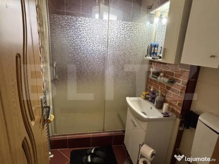 Apartament 3 camere, 56 mp, zona Dambu - 1