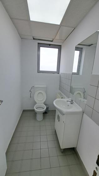 HALA DEPOZITARE CU ETAJ PARTIAL PENTRU BIROURI AMPLASAMENT: OTOPENI - 24