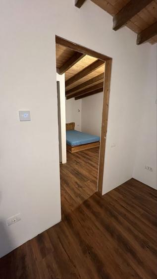 Casa noua aproape de lac - 8