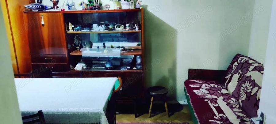 Persoana fizica inchiriez apartament 3 camere mobilat si utilat decomandat parter langa Complex Nord - 9