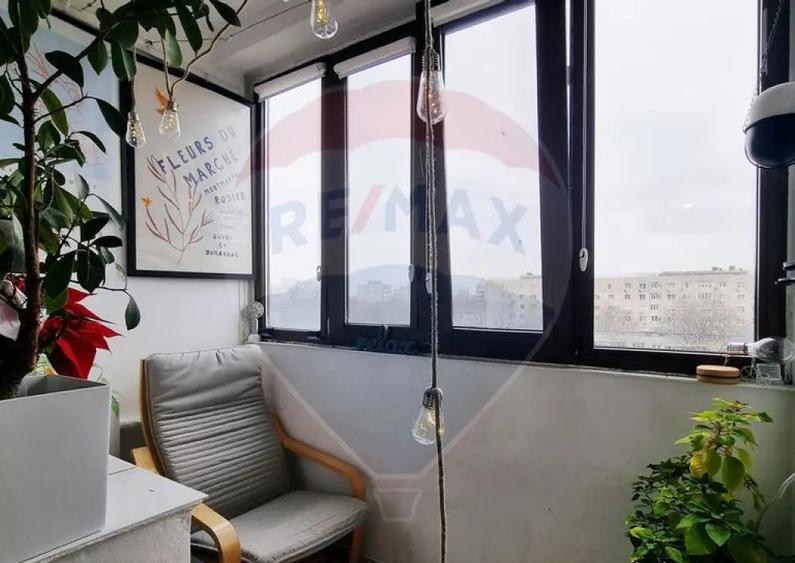 Garsoniera de vanzare metrou Costin Georgian - 11