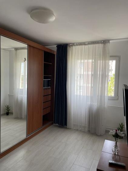 Ofer spre inchiriere garsoniera - 4