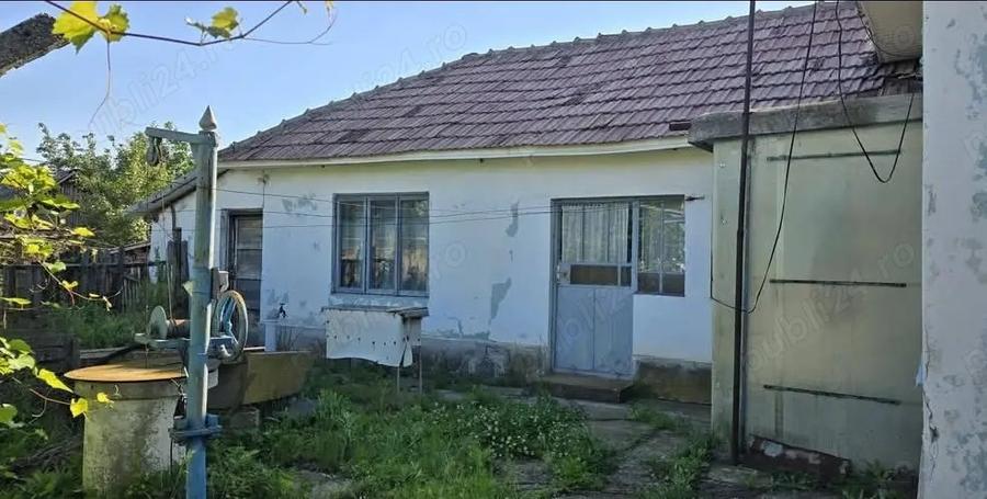 De vanzare Casa Piatra Olt si teren de 2200 mp - 2